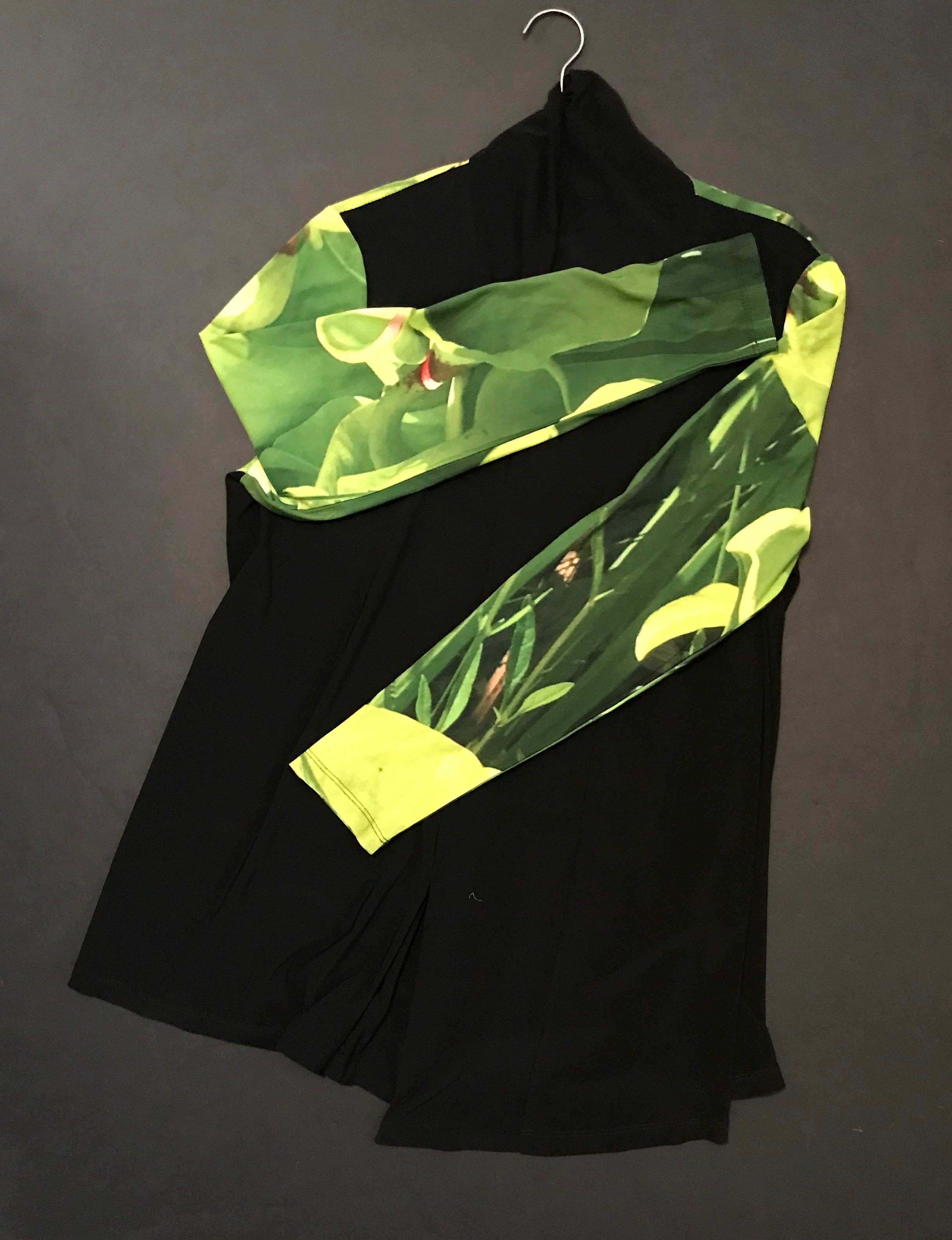 Tunic,"Pitcher Plants 4"(Large, 1x, 2x)