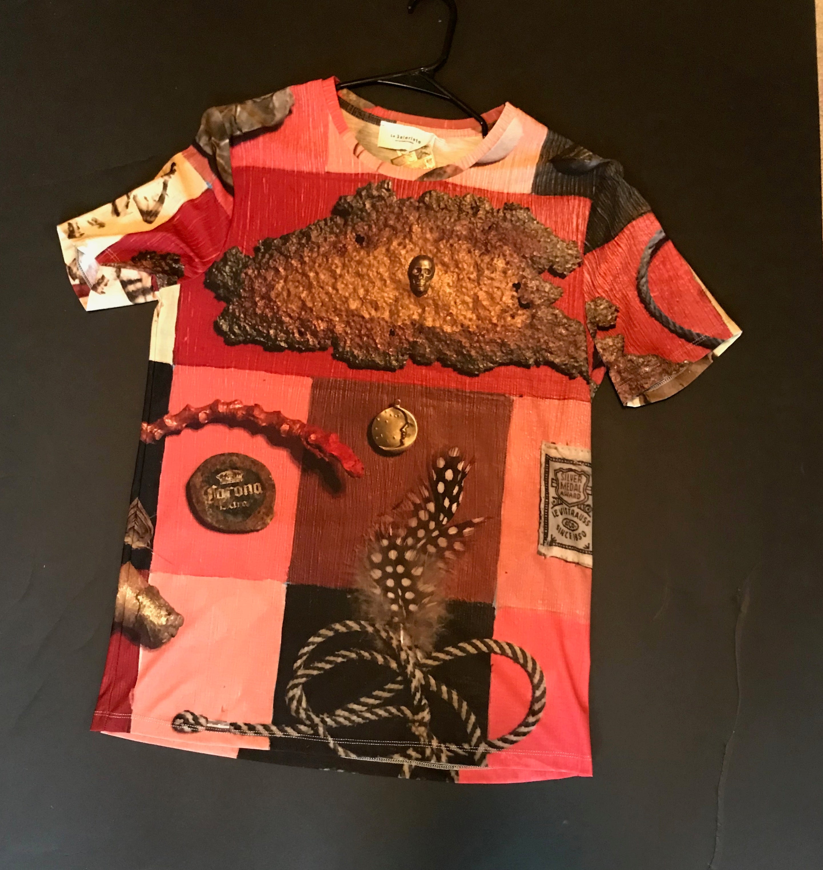 Men's T-Shirts, "Assemblage 2"(Large)