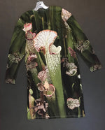 Load image into Gallery viewer, Duster Cardigan, &quot;Pitcher Plants&quot; (Large)
