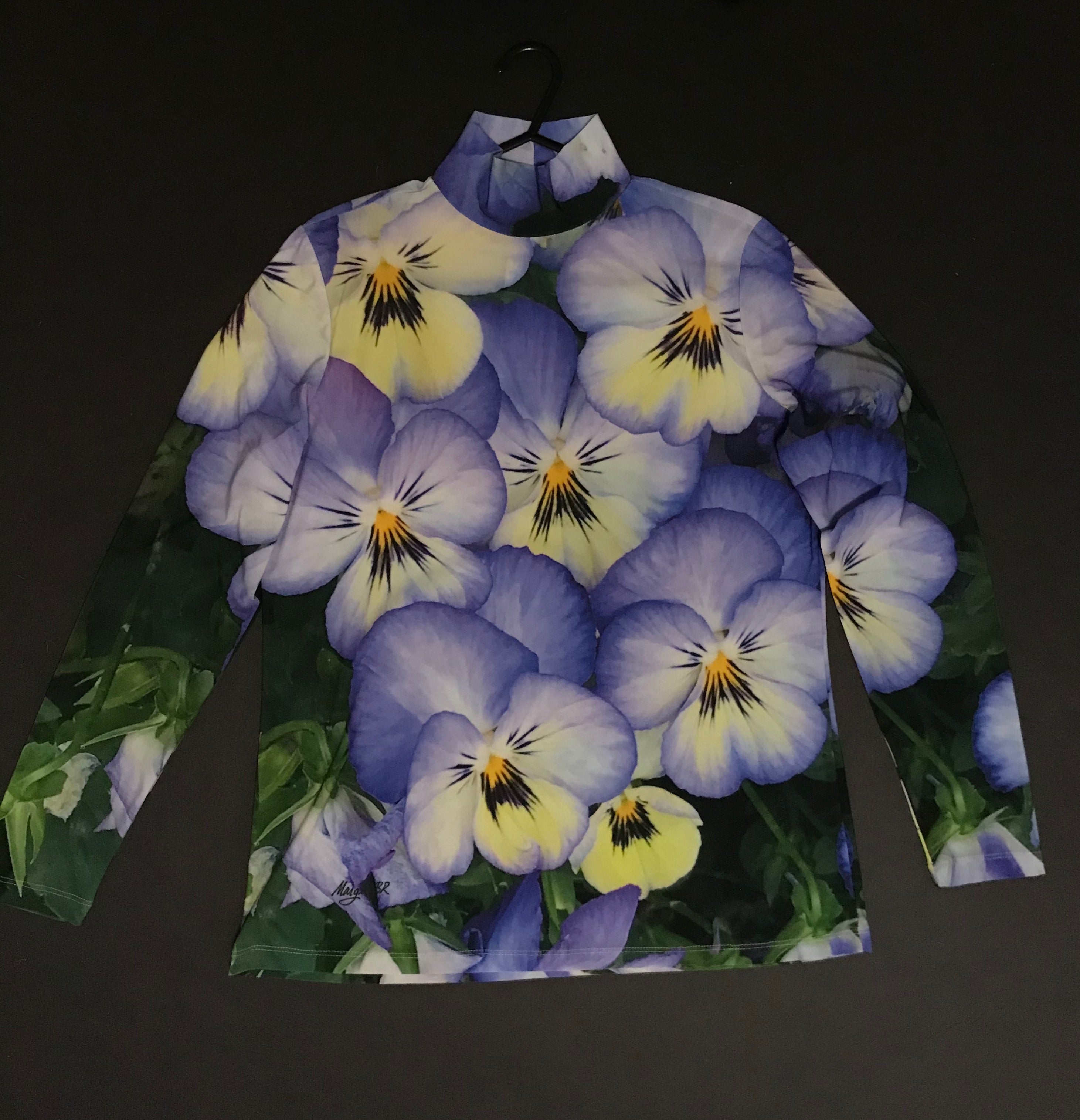 Turtle-Neck Top,"Violets"(Large)